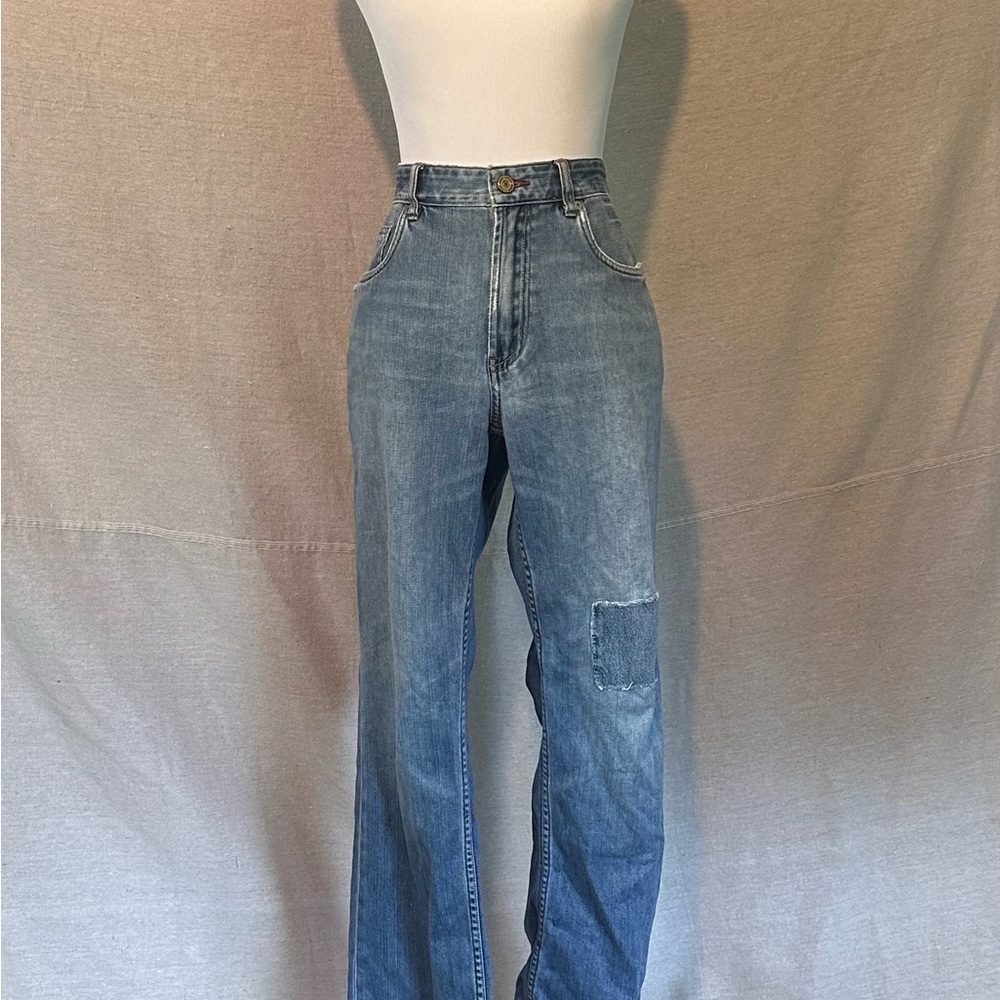 Tommy Bahama Medium Wash Distressed Jeans